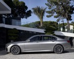 2020 BMW 7-Series 745Le xDrive Plug-In Hybrid Side Wallpapers 150x120