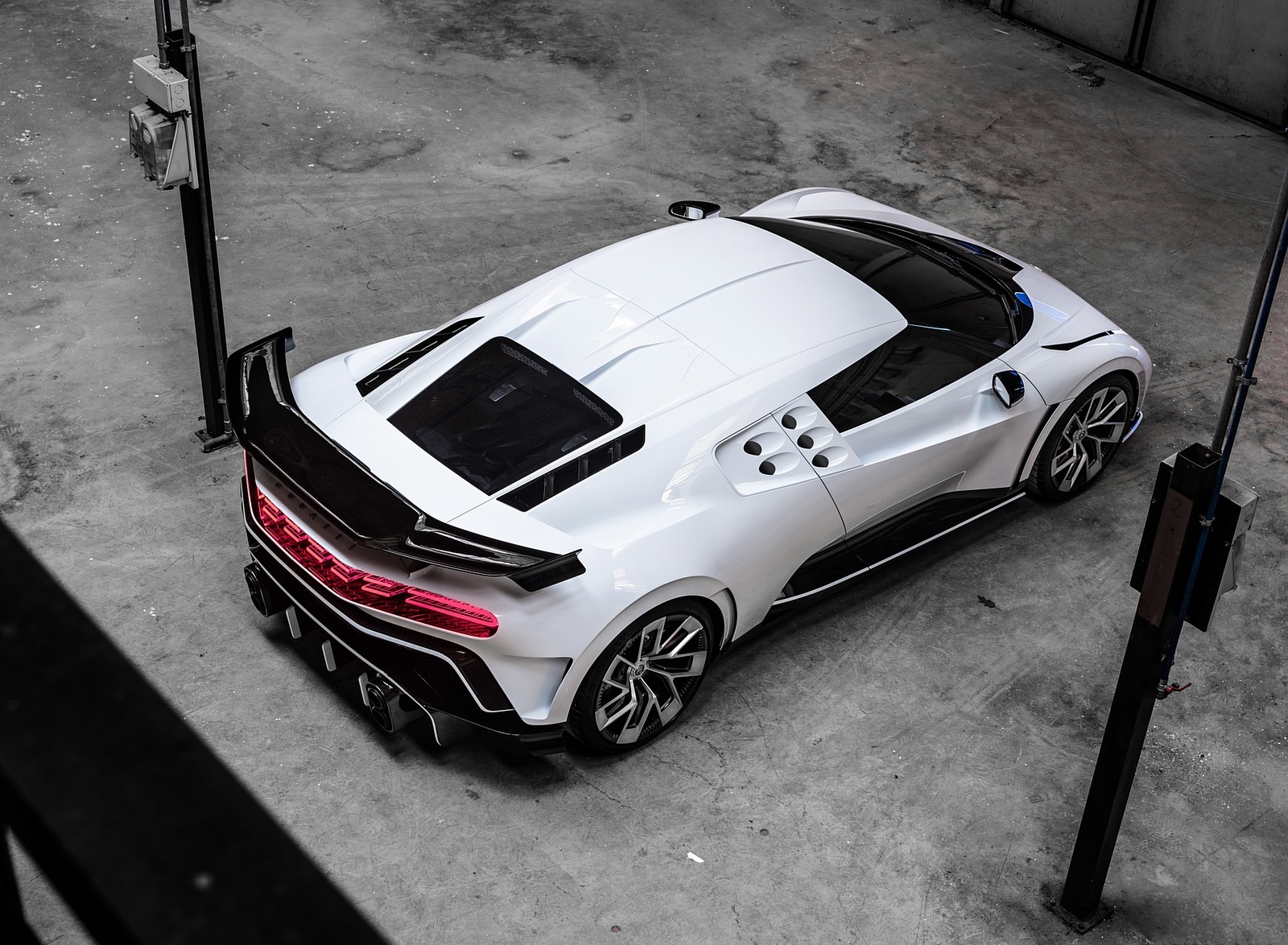 2020 Bugatti Centodieci Top Wallpapers  (7)