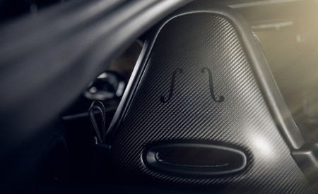 2021 Aston Martin Vantage 007 Edition Interior Detail Wallpapers 450x275 (14)