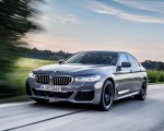 2021 BMW 545e xDrive Front Three-Quarter Wallpapers  150x120 (6)