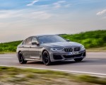 2021 BMW 545e xDrive Front Three-Quarter Wallpapers  150x120 (19)