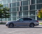 2021 BMW 545e xDrive Side Wallpapers  150x120 (39)