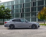 2021 BMW 545e xDrive Side Wallpapers 150x120 (48)