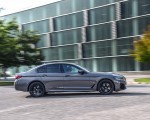 2021 BMW 545e xDrive Side Wallpapers 150x120 (40)