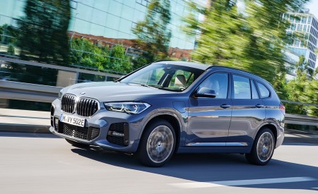 2021 BMW X1 xDrive25e Front Three-Quarter Wallpapers  450x275 (20)