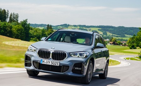 2021 BMW X1 xDrive25e Front Wallpapers  450x275 (4)