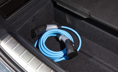 2021 BMW X1 xDrive25e Interior Detail Wallpapers 450x275 (37)