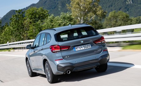 2021 BMW X1 xDrive25e Rear Wallpapers  450x275 (5)
