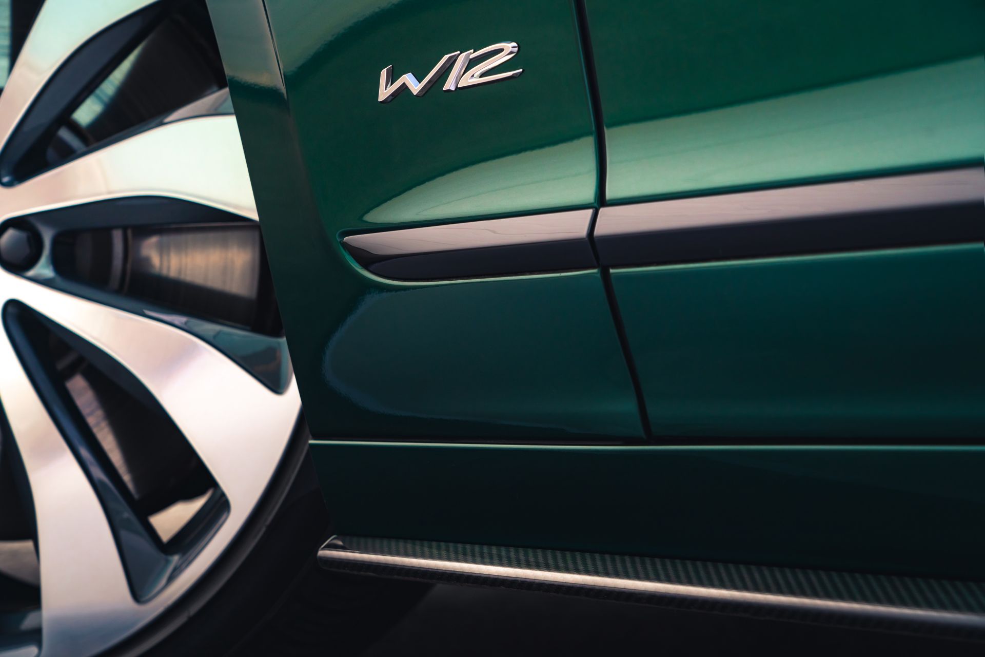 2021 Bentley Flying Spur Styling Specification Detail Wallpapers (10)