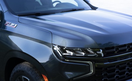 2021 Chevrolet Suburban Z71 Headlight Wallpapers 450x275 (16)