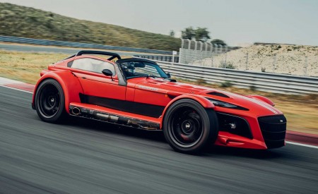 2021 Donkervoort D8 GTO-JD70 R Front Three-Quarter Wallpapers 450x275 (3)