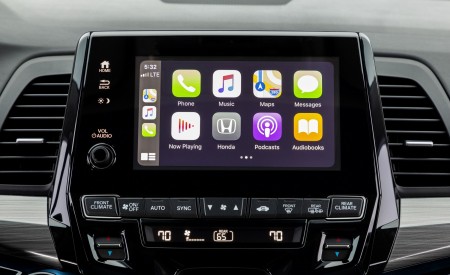 2021 Honda Odyssey Central Console Wallpapers 450x275 (110)