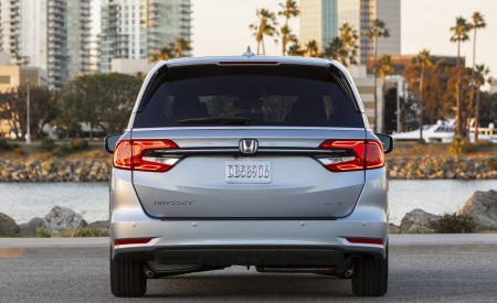 2021 Honda Odyssey Rear Wallpapers 450x275 (24)
