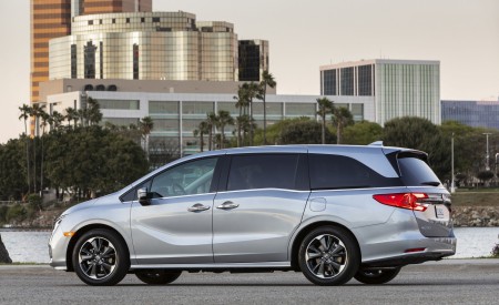 2021 Honda Odyssey Side Wallpapers 450x275 (26)
