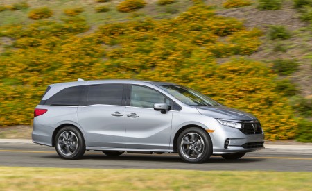 2021 Honda Odyssey Side Wallpapers 450x275 (18)