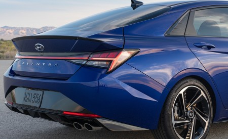 2021 Hyundai Elantra N Line Tail Light Wallpapers 450x275 (83)
