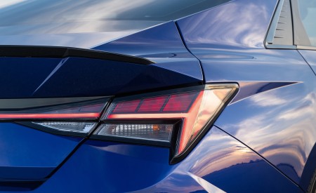 2021 Hyundai Elantra N Line Tail Light Wallpapers 450x275 (82)