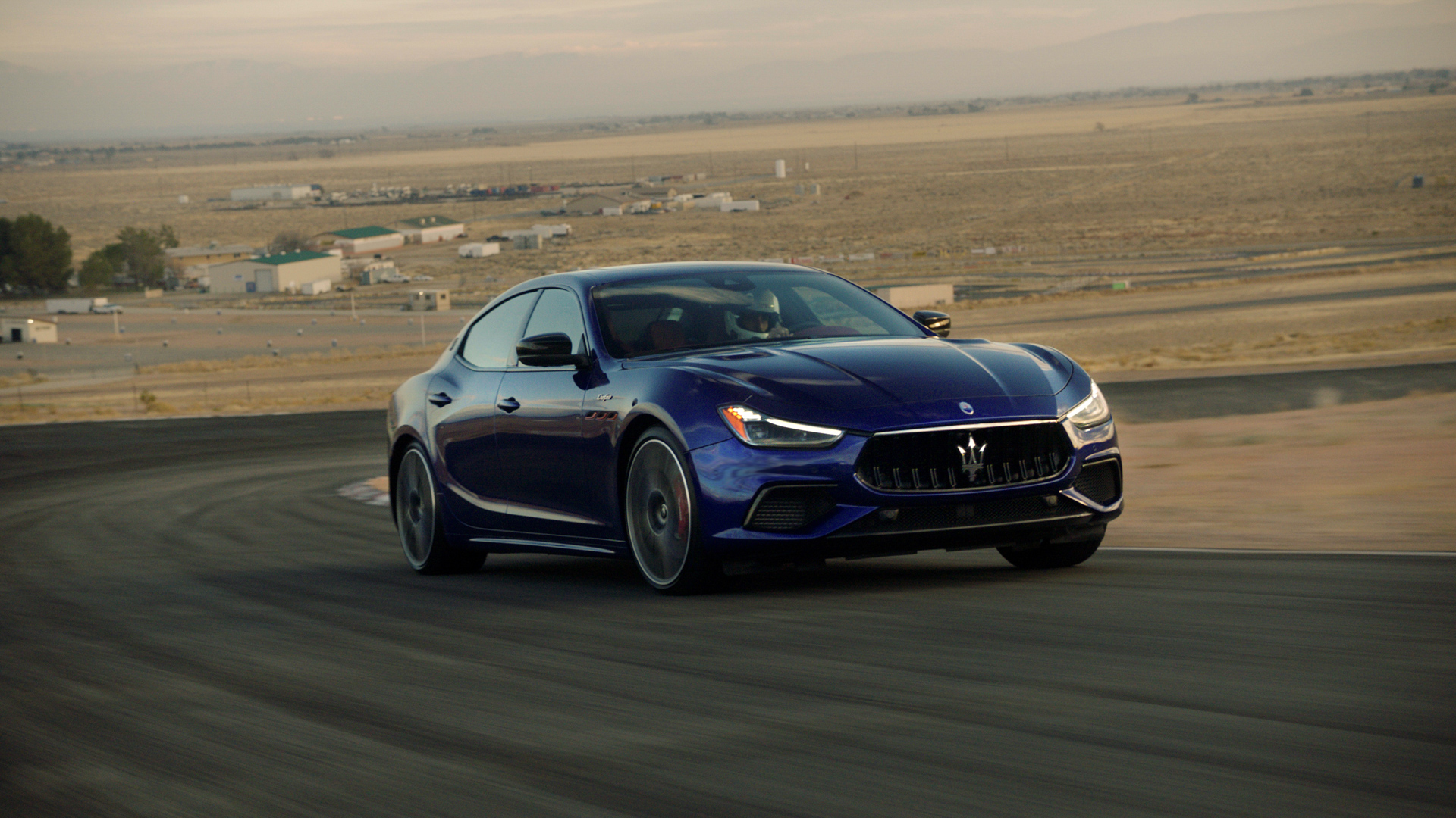 2021 Maserati Ghibli Trofeo Front Three-Quarter Wallpapers (5)