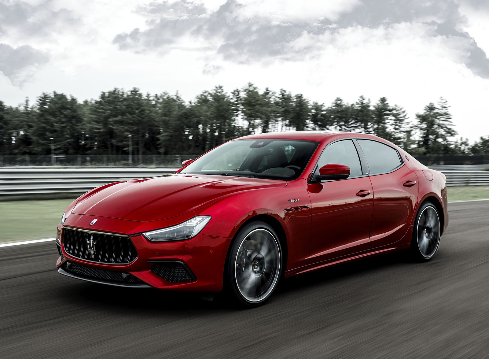 2021 Maserati Ghibli Trofeo Front Three-Quarter Wallpapers (3)