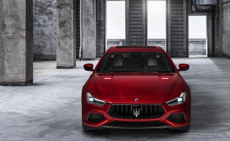 2021 Maserati Ghibli Trofeo Front Wallpapers 450x275 (19)