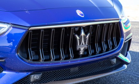 2021 Maserati Ghibli Trofeo Grill Wallpapers 450x275 (10)