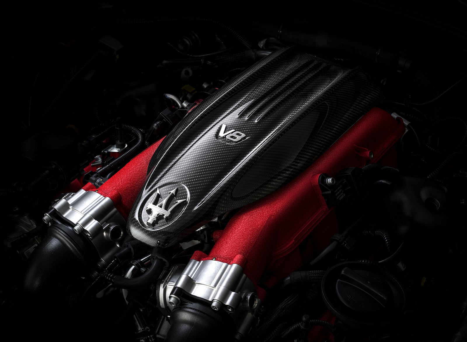 2021 Maserati Levante Trofeo Engine Wallpapers (12)