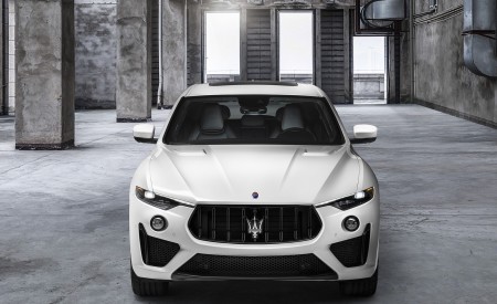2021 Maserati Levante Trofeo Front Wallpapers 450x275 (7)