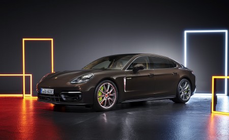 2021 Porsche Panamera 4S E-Hybrid Executive Front Three-Quarter Wallpapers 450x275 (3)