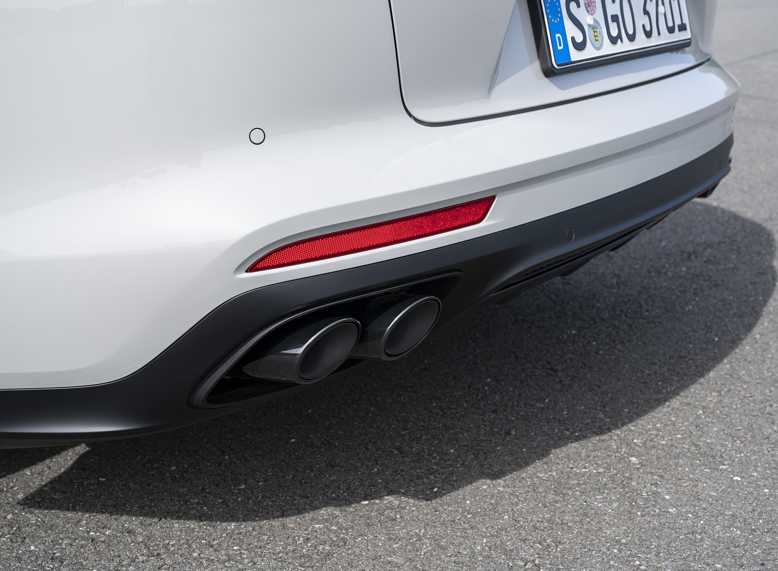 2021 Porsche Panamera GTS Sport Turismo (Color: Crayon) Exhaust Wallpapers #44 of 64