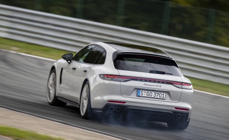 2021 Porsche Panamera GTS Sport Turismo (Color: Crayon) Rear Wallpapers 450x275 (20)