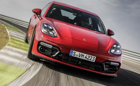 2021 Porsche Panamera GTS Sport Turismo Front Wallpapers 450x275 (2)