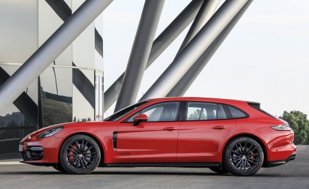 2021 Porsche Panamera GTS Sport Turismo Side Wallpapers 450x275 (7)