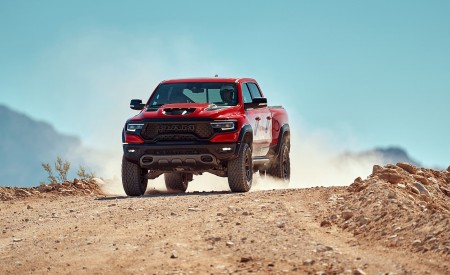 2021 Ram 1500 TRX Front Wallpapers 450x275 (5)