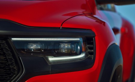 2021 Ram 1500 TRX Headlight Wallpapers 450x275 (53)