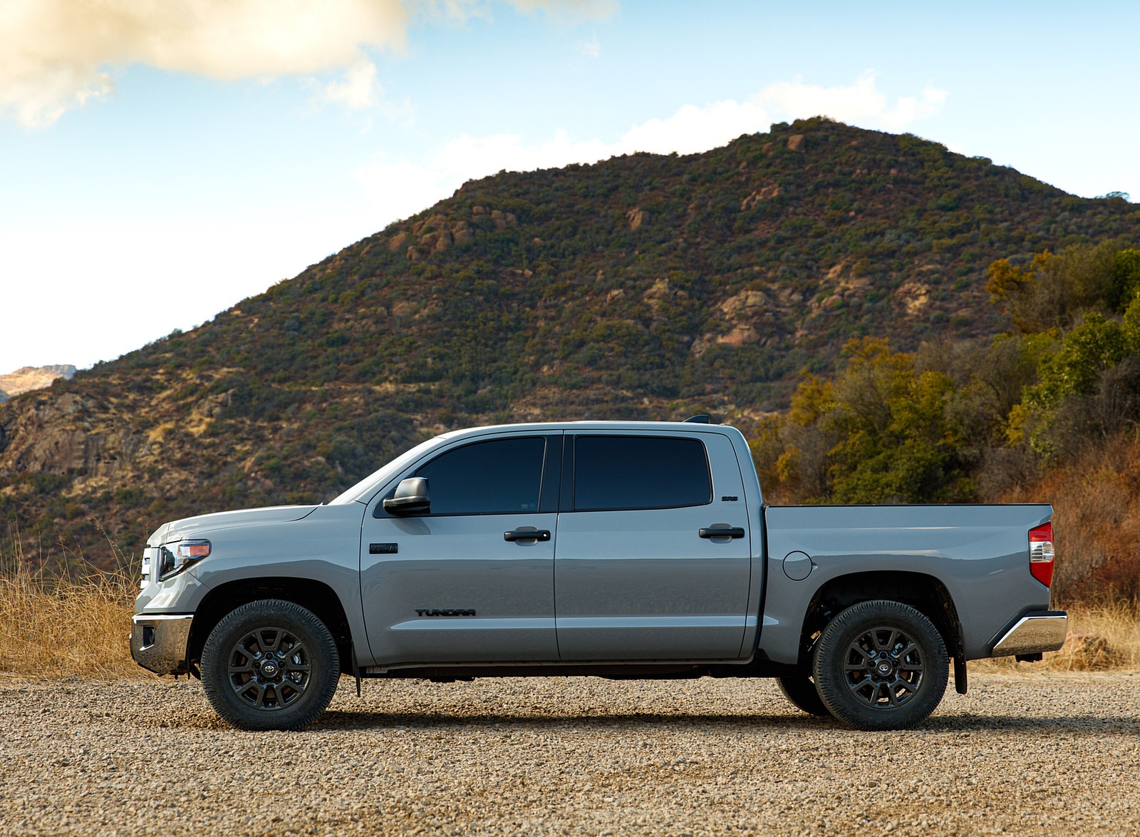 2021 Toyota Tundra Trail Edition Side Wallpapers (4)