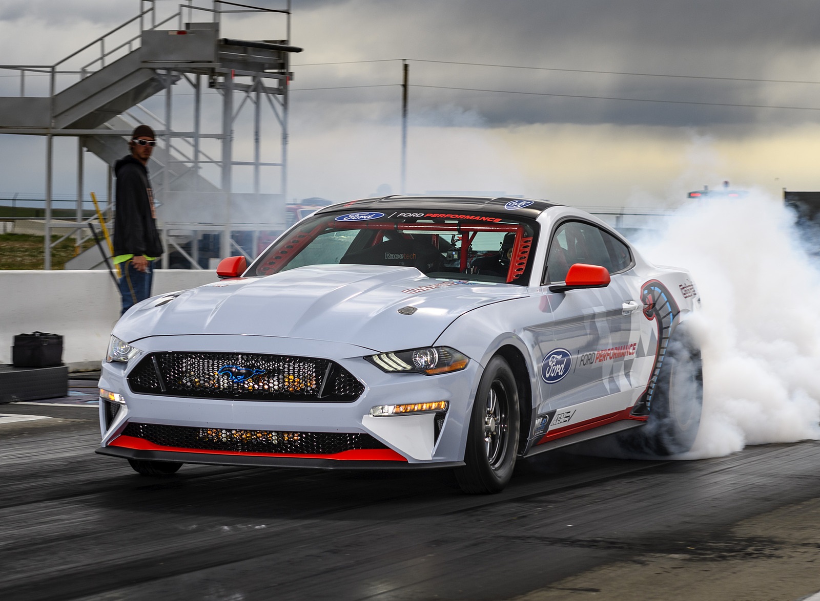 2020 Ford Mustang Cobra Jet 1400 Prototype Burnout Wallpapers  (1)