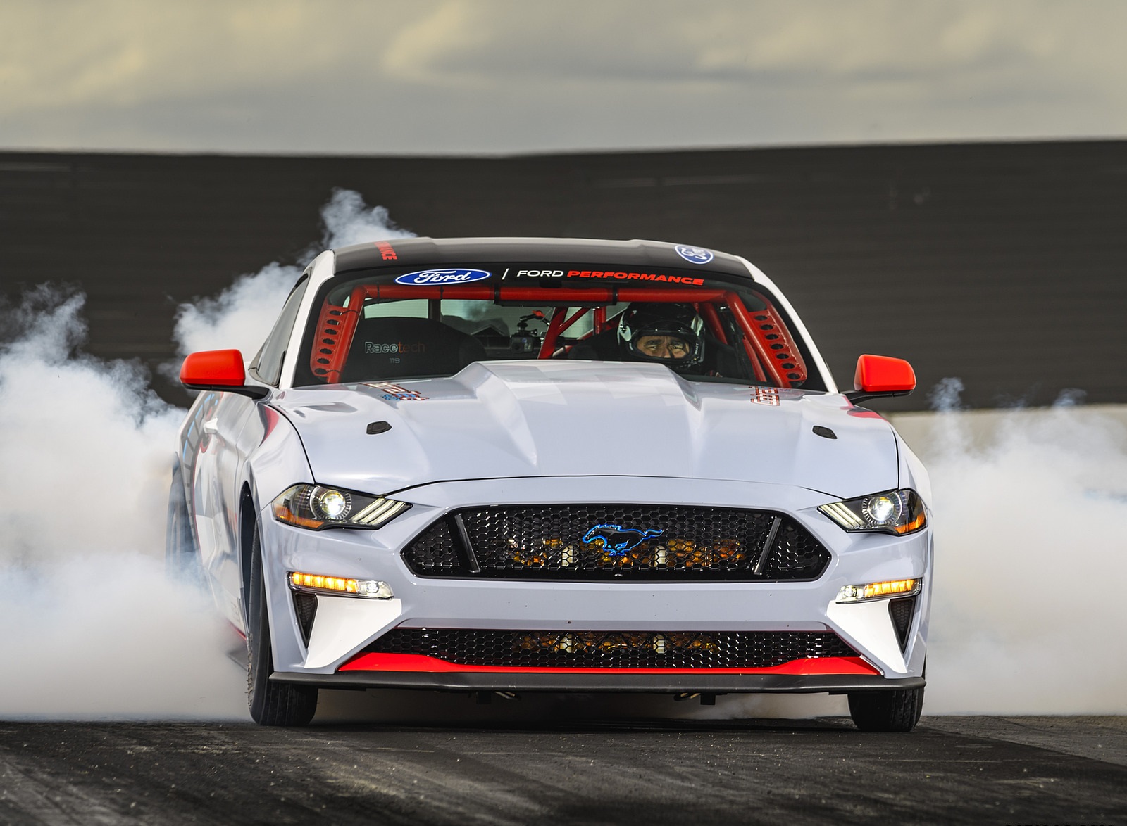 2020 Ford Mustang Cobra Jet 1400 Prototype Burnout Wallpapers (2)