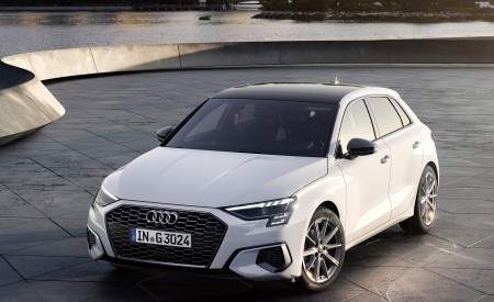 2021 Audi A3 Sportback 30 g-tron (Color: Glacier White) Front Three-Quarter Wallpapers  450x275 (4)