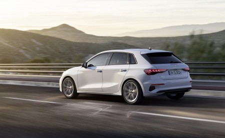 2021 Audi A3 Sportback 30 g-tron (Color: Glacier White) Rear Three-Quarter Wallpapers 450x275 (2)