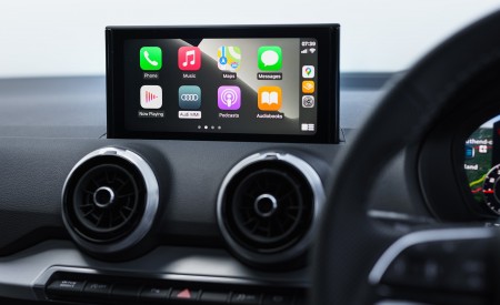 2021 Audi Q2 35 TFSI (UK-Spec) Central Console Wallpapers  450x275 (172)