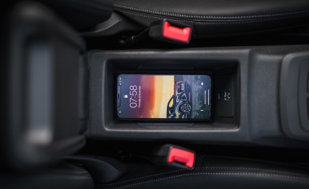 2021 Audi Q2 35 TFSI (UK-Spec) Central Console Wallpapers 450x275 (185)