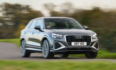 2021 Audi Q2 35 TFSI (UK-Spec) Front Wallpapers  450x275 (115)