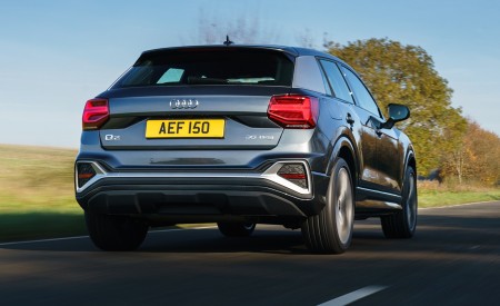2021 Audi Q2 35 TFSI (UK-Spec) Rear Wallpapers  450x275 (109)