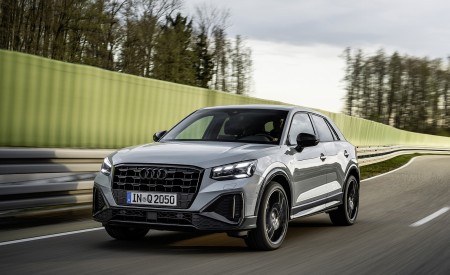 2021 Audi Q2 (Color: Arrow Gray) Front Three-Quarter Wallpapers  450x275 (3)