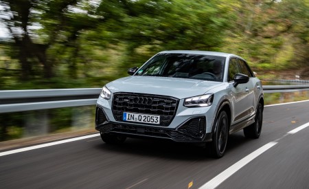 2021 Audi Q2 (Color: Arrow Gray) Front Wallpapers 450x275 (7)