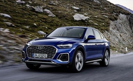 2021 Audi Q5 Sportback (Color: Ultra Blue) Front Three-Quarter Wallpapers  450x275 (56)