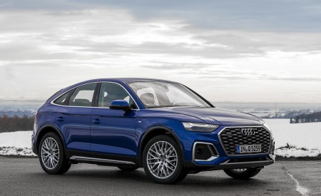 2021 Audi Q5 Sportback (Color: Ultra Blue) Front Three-Quarter Wallpapers 450x275 (76)