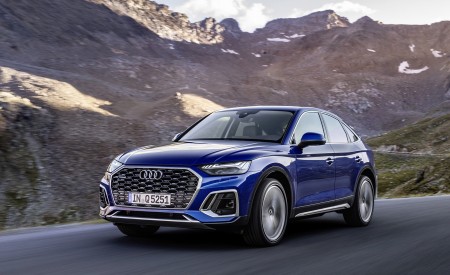 2021 Audi Q5 Sportback (Color: Ultra Blue) Front Three-Quarter Wallpapers 450x275 (57)