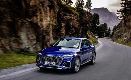2021 Audi Q5 Sportback (Color: Ultra Blue) Front Wallpapers 450x275 (68)
