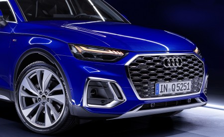 2021 Audi Q5 Sportback Front Wallpapers 450x275 (148)